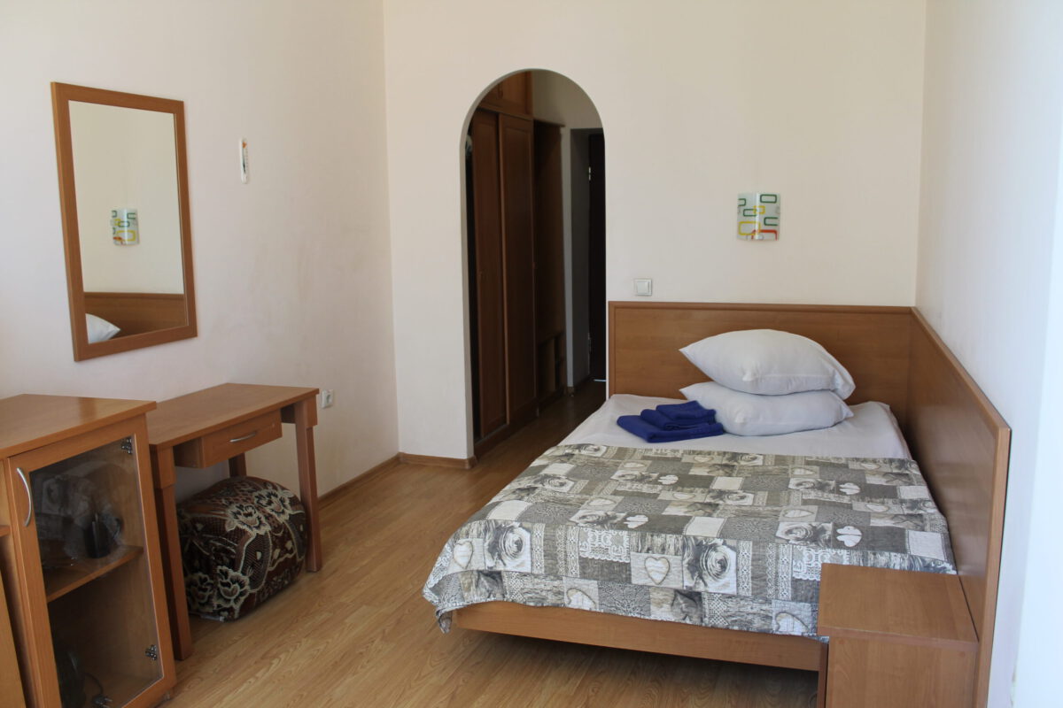 Санаторий «Днестр» — Моршин