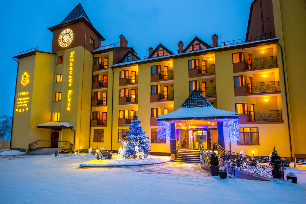 Отель «Киевская Русь» — Сходница