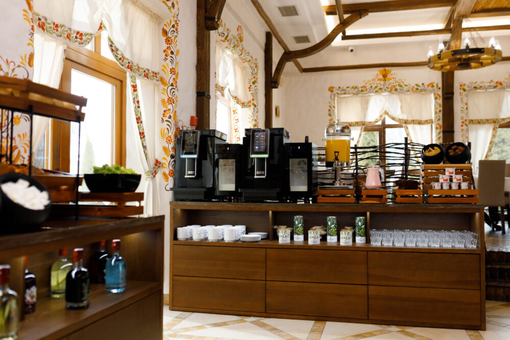 Отель «Киевская Русь» — Сходница