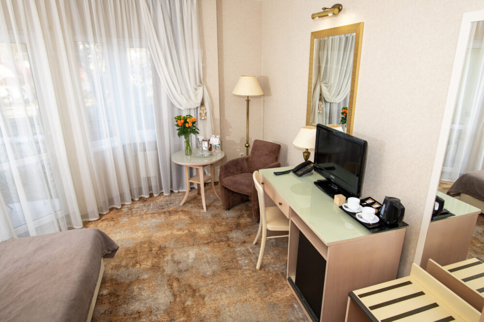 Отель «Киевская Русь» — Сходница