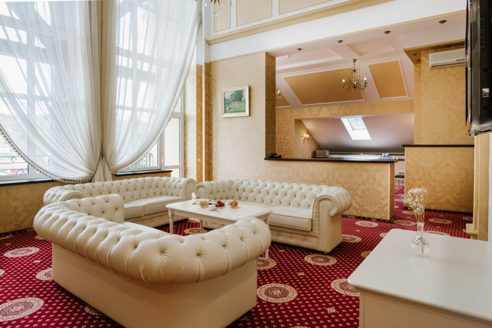 Отель «Киевская Русь» — Сходница