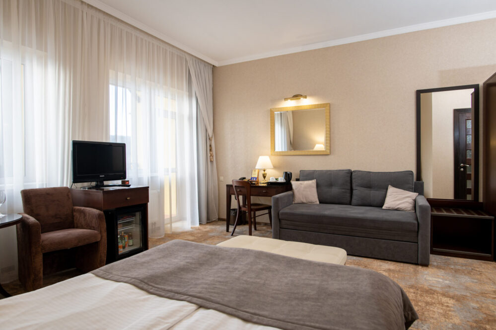 Отель «Киевская Русь» — Сходница