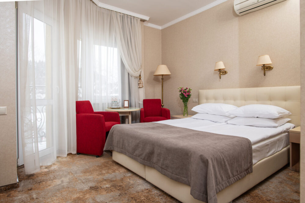 Отель «Киевская Русь» — Сходница