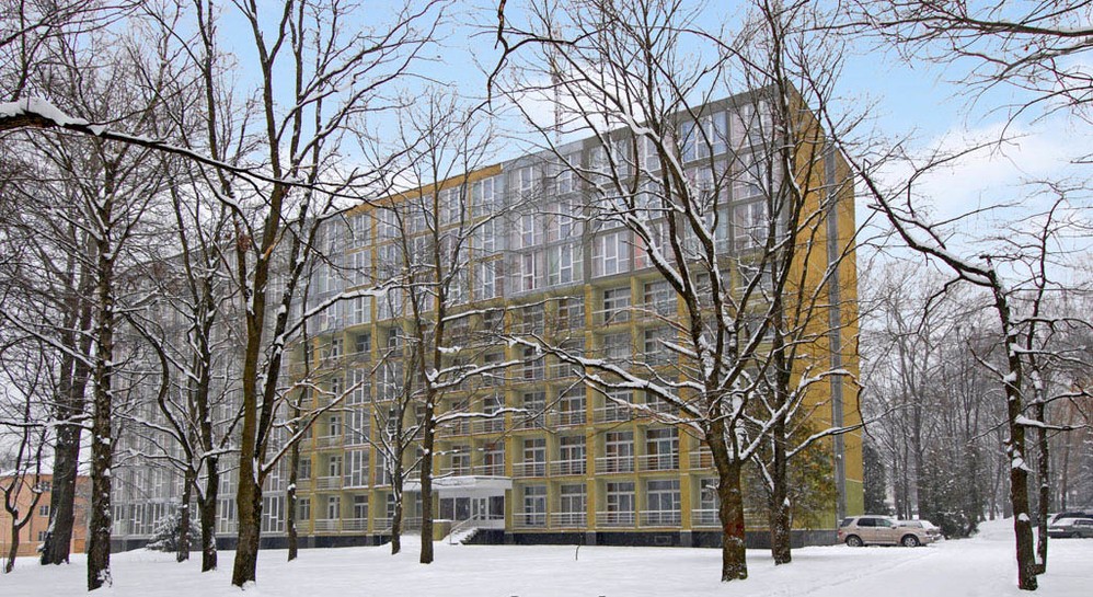 Санаторий «Днестр» — Моршин