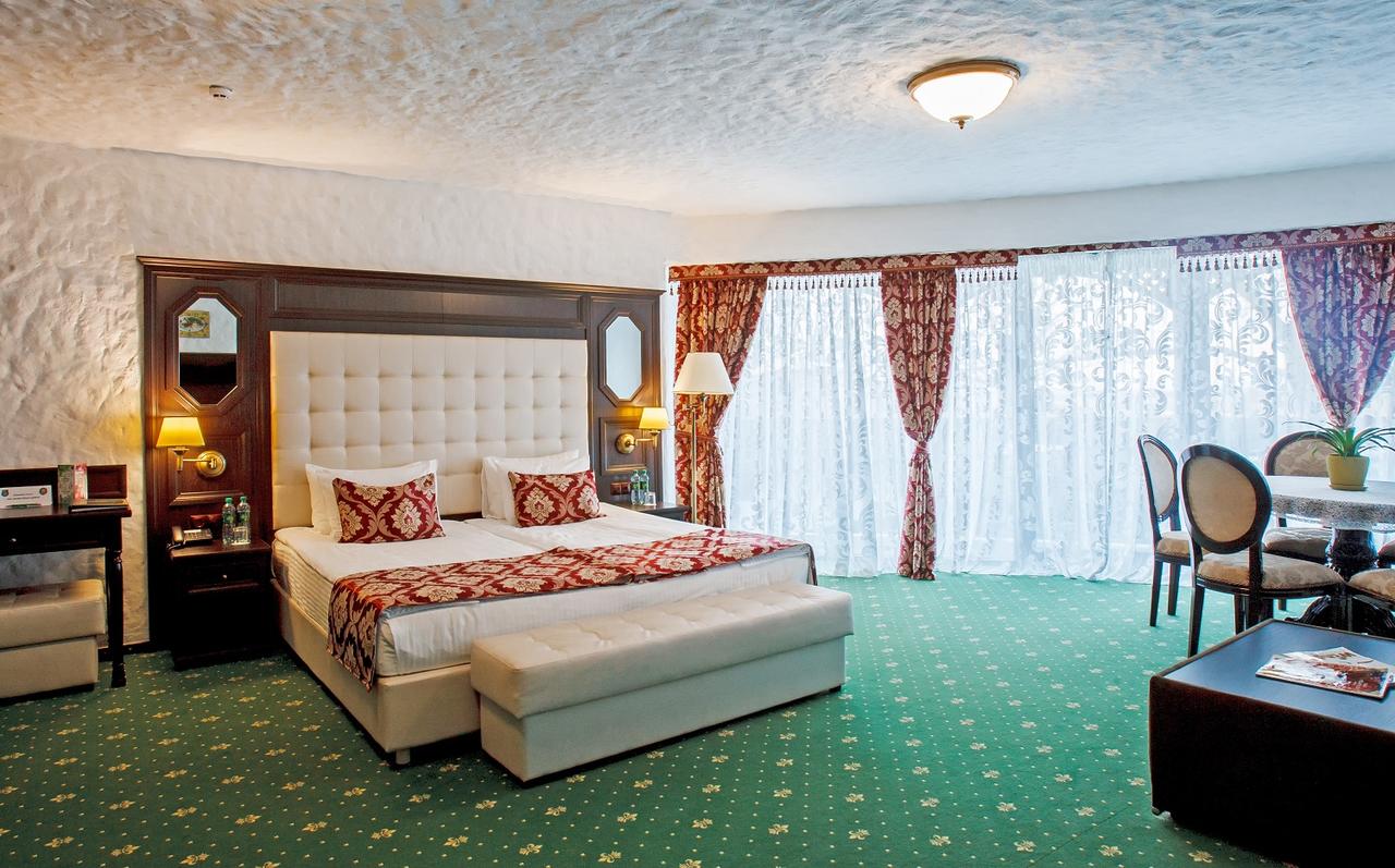 Готель «Іванчо Бірток» – Закарпаття