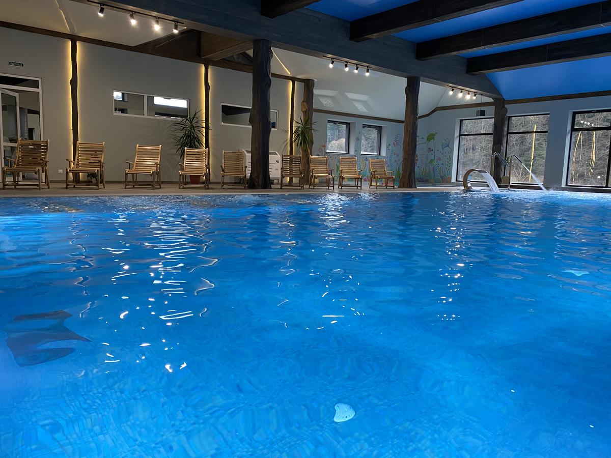 Готель «Осоння Карпати»