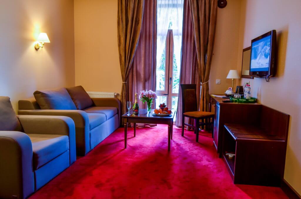 Готель «Романтік СПА» – Яремче