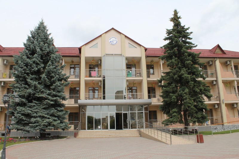 Санаторій «МЦР Залізничників» – Хмільник