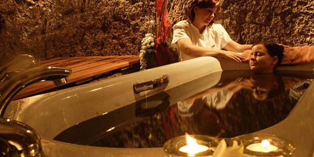 Оздоровчий відпочинок у готелі «Три сини та донька 4*»